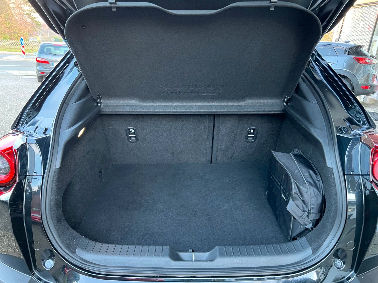 Mazda MX-30 EV Premium-P/Komfort-P/360°/BOSE/ACC/SHZ