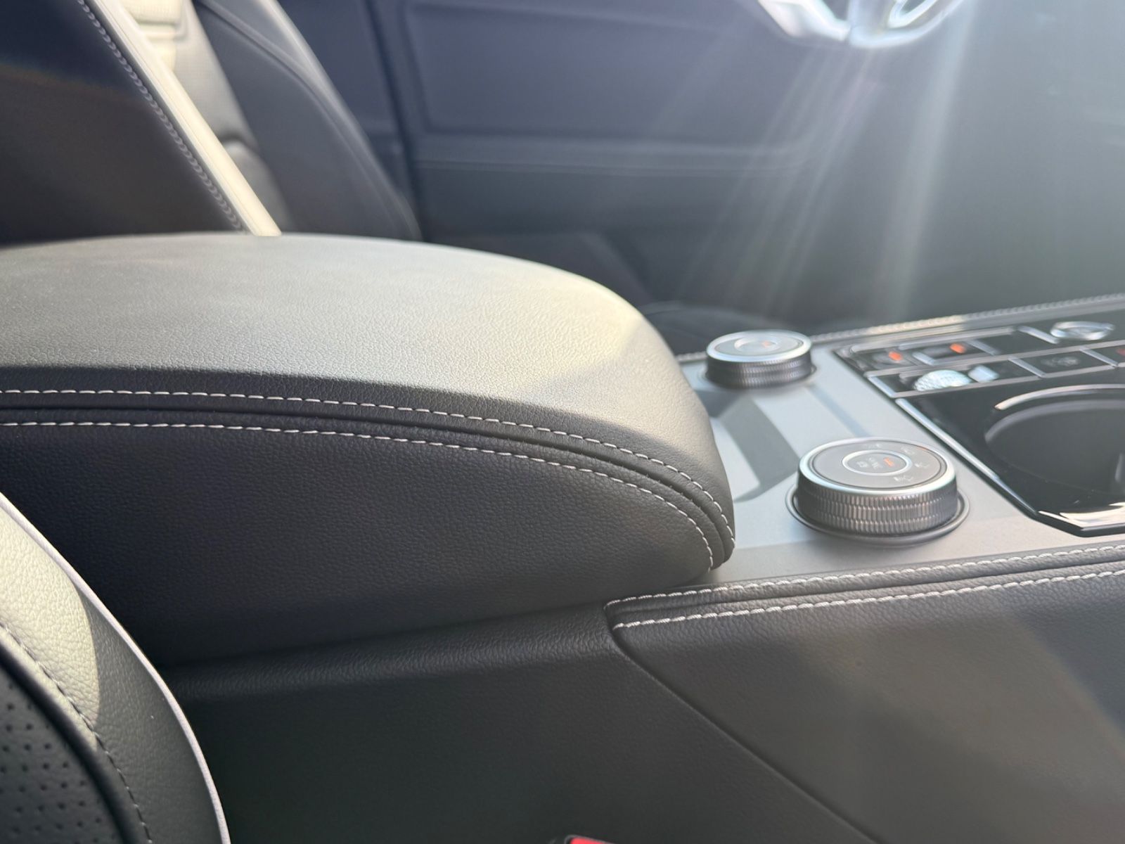 Volkswagen Touareg TDI Luft ACC Stdhzg AHK Pano Allradlenk