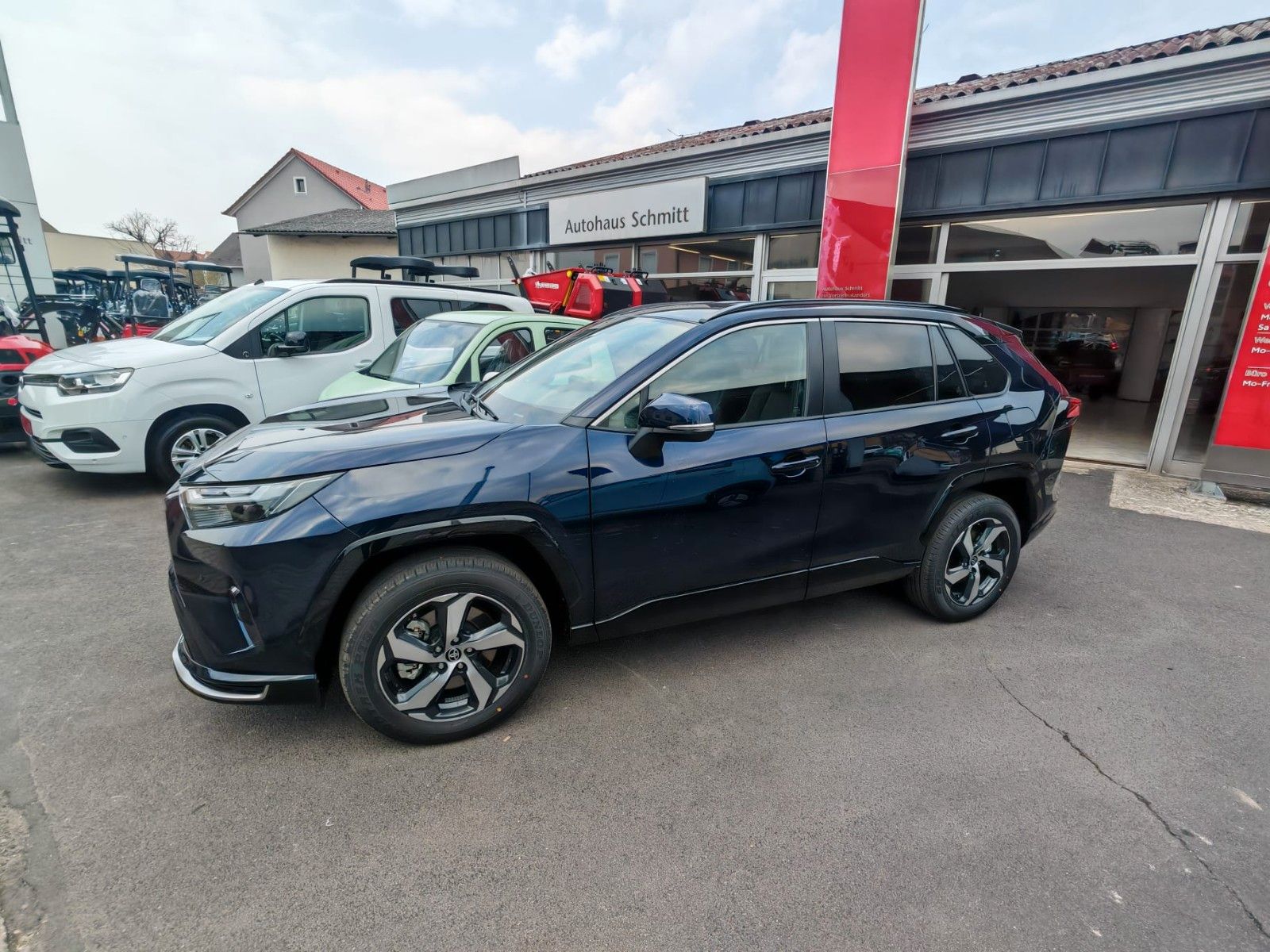 Toyota RAV 4 Plug-in Hybrid 4x4 Teamplayer Neu