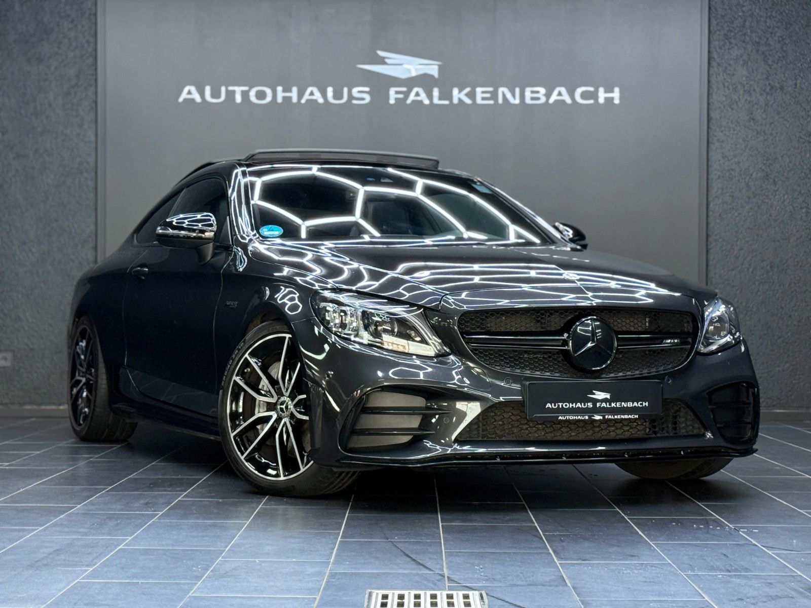 Mercedes-Benz C43 COUPE AMG - Samsaru's Car Outlet