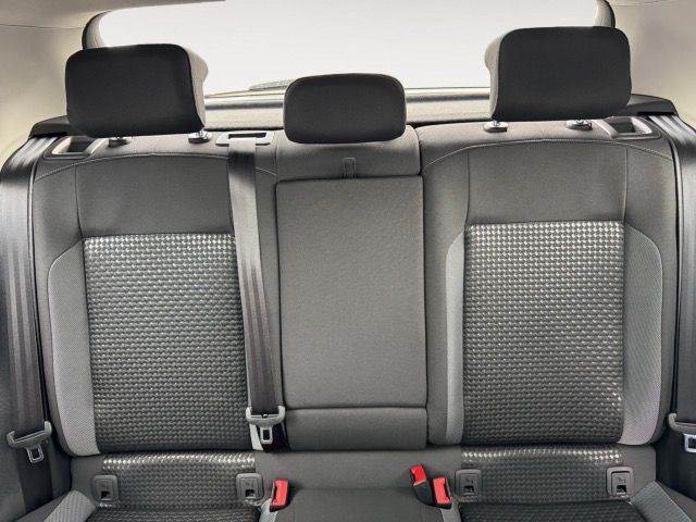 Volkswagen T-Roc 1.5 TSI DSG Active - Samsaru's Car Outlet