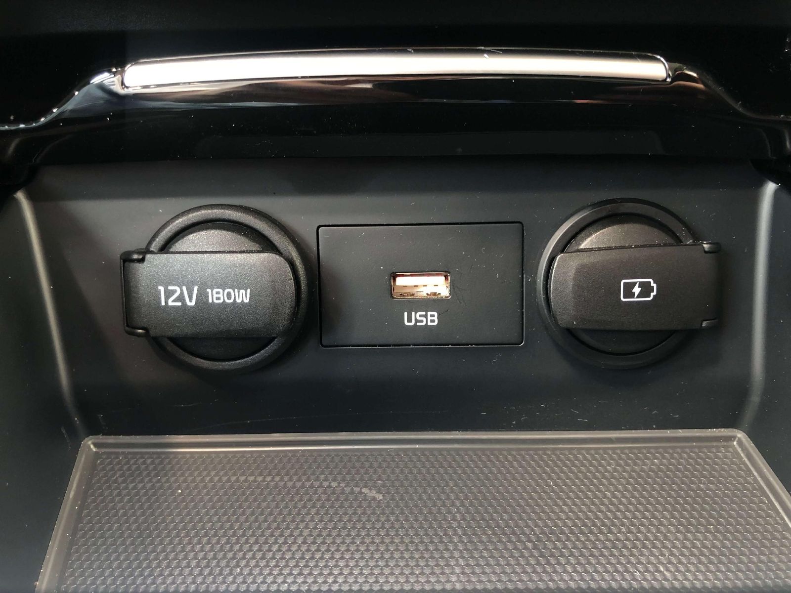 Kia XCeed Spirit PHEV - Samsaru's Car Outlet