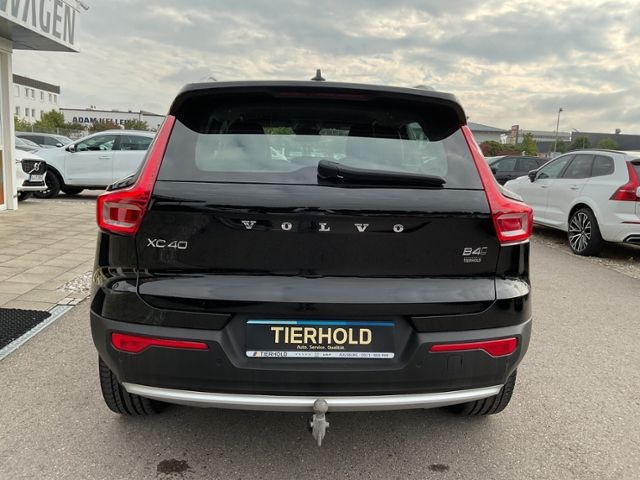 Volvo XC40 B4 Plus Bright AWD AHK LEDER STANDHZ