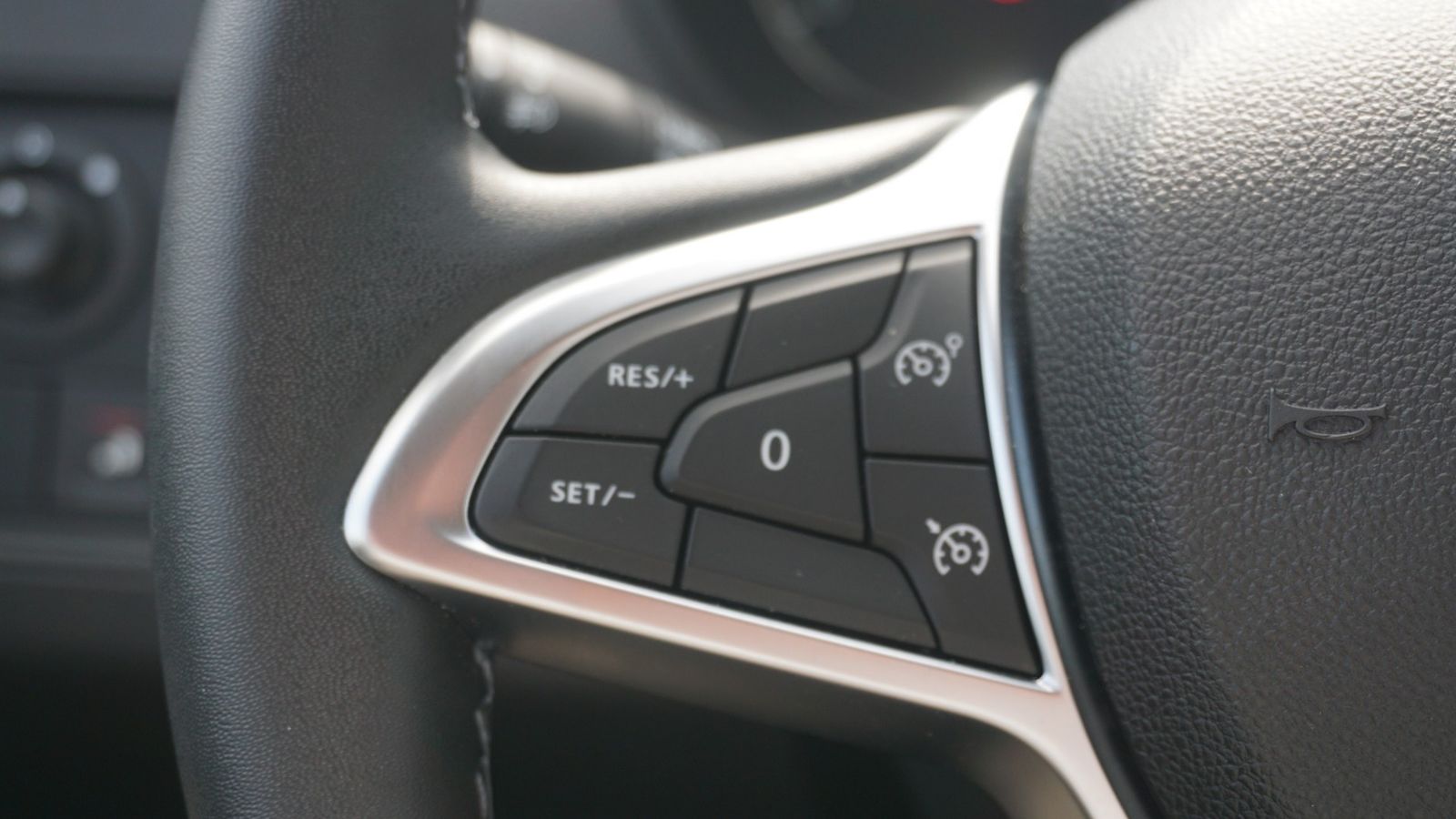 Dacia Duster II 1.3 TCe 130 Prestige - Samsaru's Car Outlet