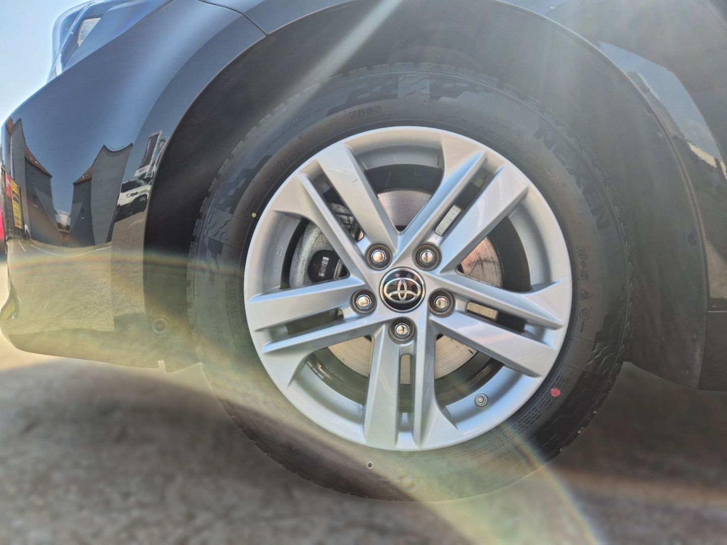 Toyota Corolla Hybrid Business Edition - Samsaru's Car Outlet