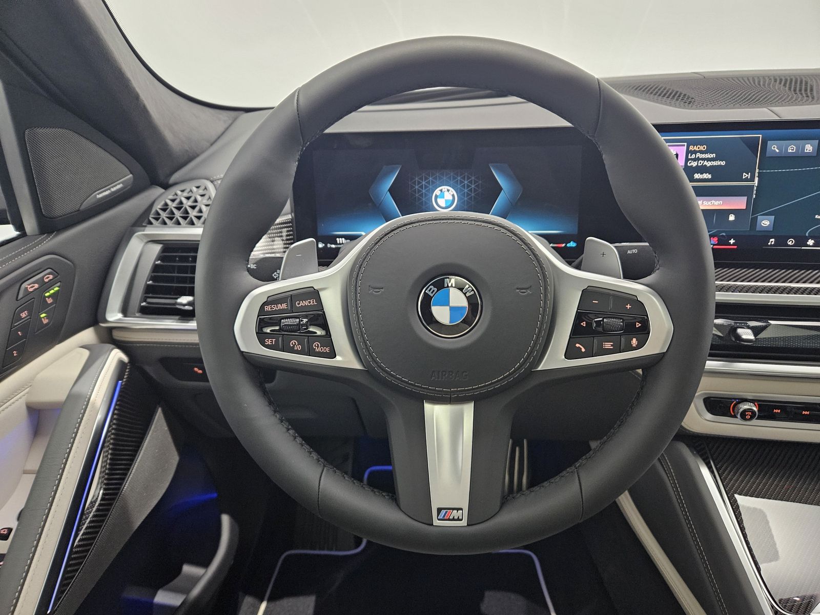 BMW X6 xDrive40d M Sport HUD AHK Pano Luftfahrwerk