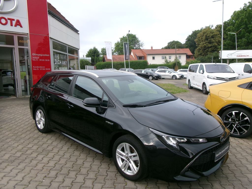Toyota Corolla 1.8 Hybrid TS Comfort - Samsaru's Car Outlet