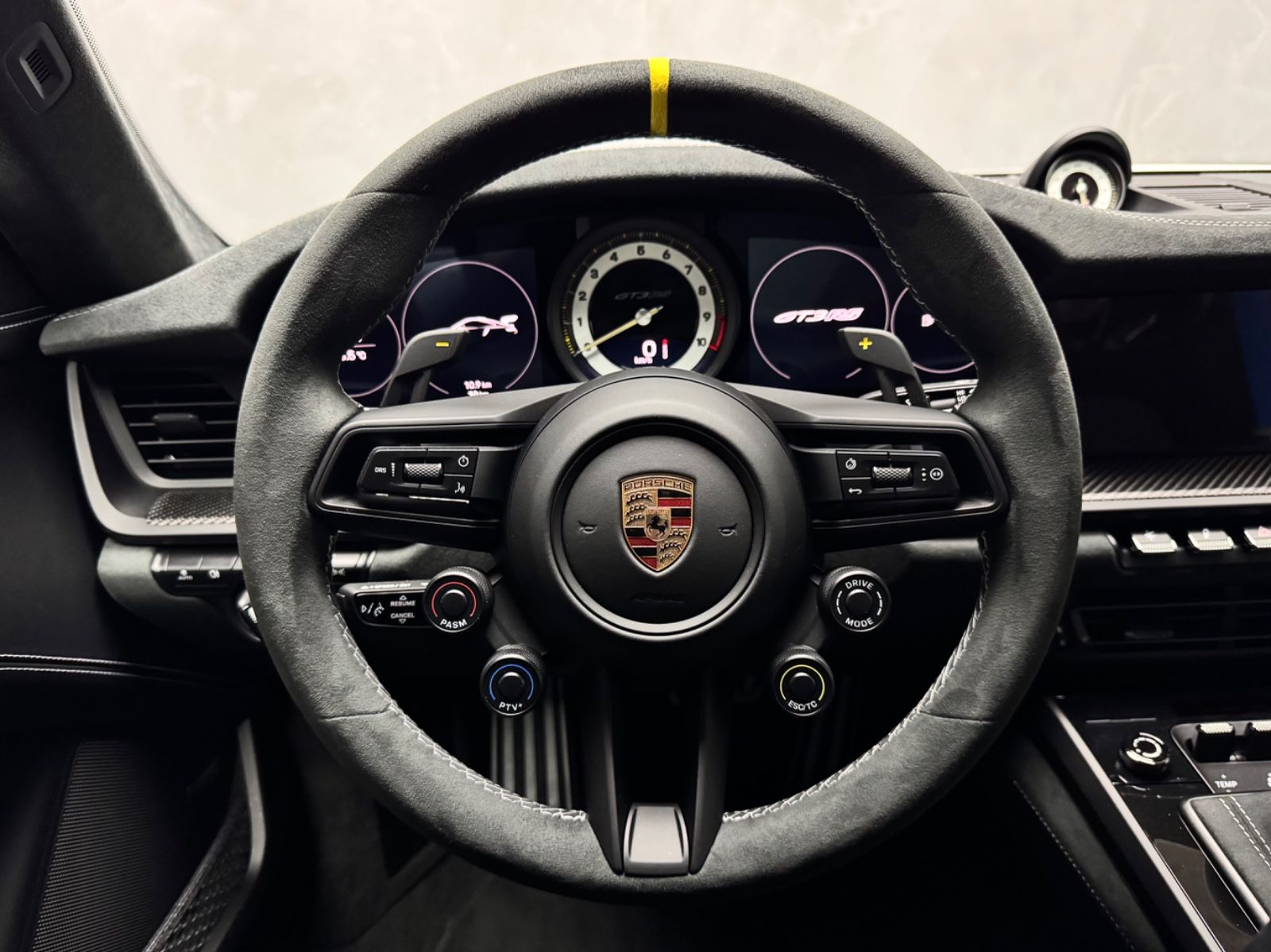 Porsche 992 GT3 RS - Samsaru's Car Outlet