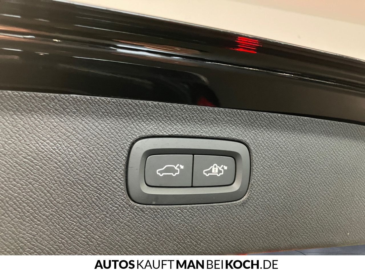 Volvo XC90 B5D AWD Plus Bright PANO H/K STHz 360°H/K