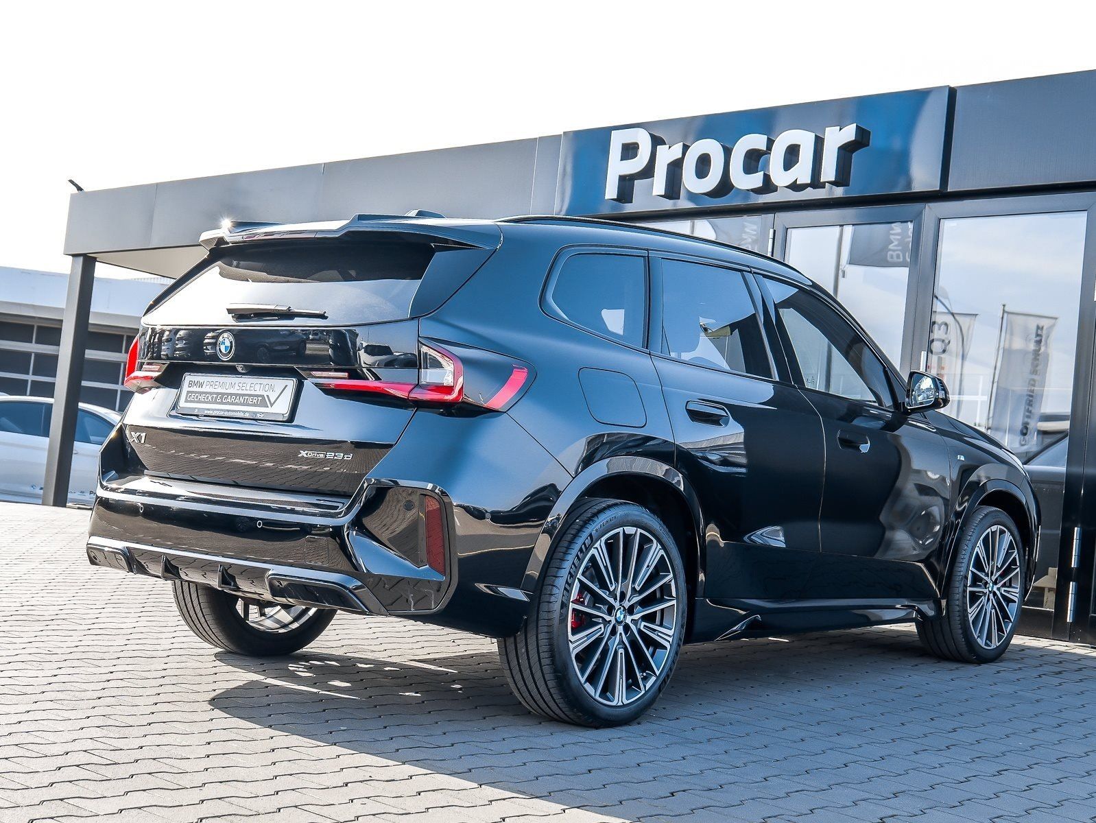 BMW X1 xDrive23d M Sport HUD PANO ACC AHK RFK NAVI