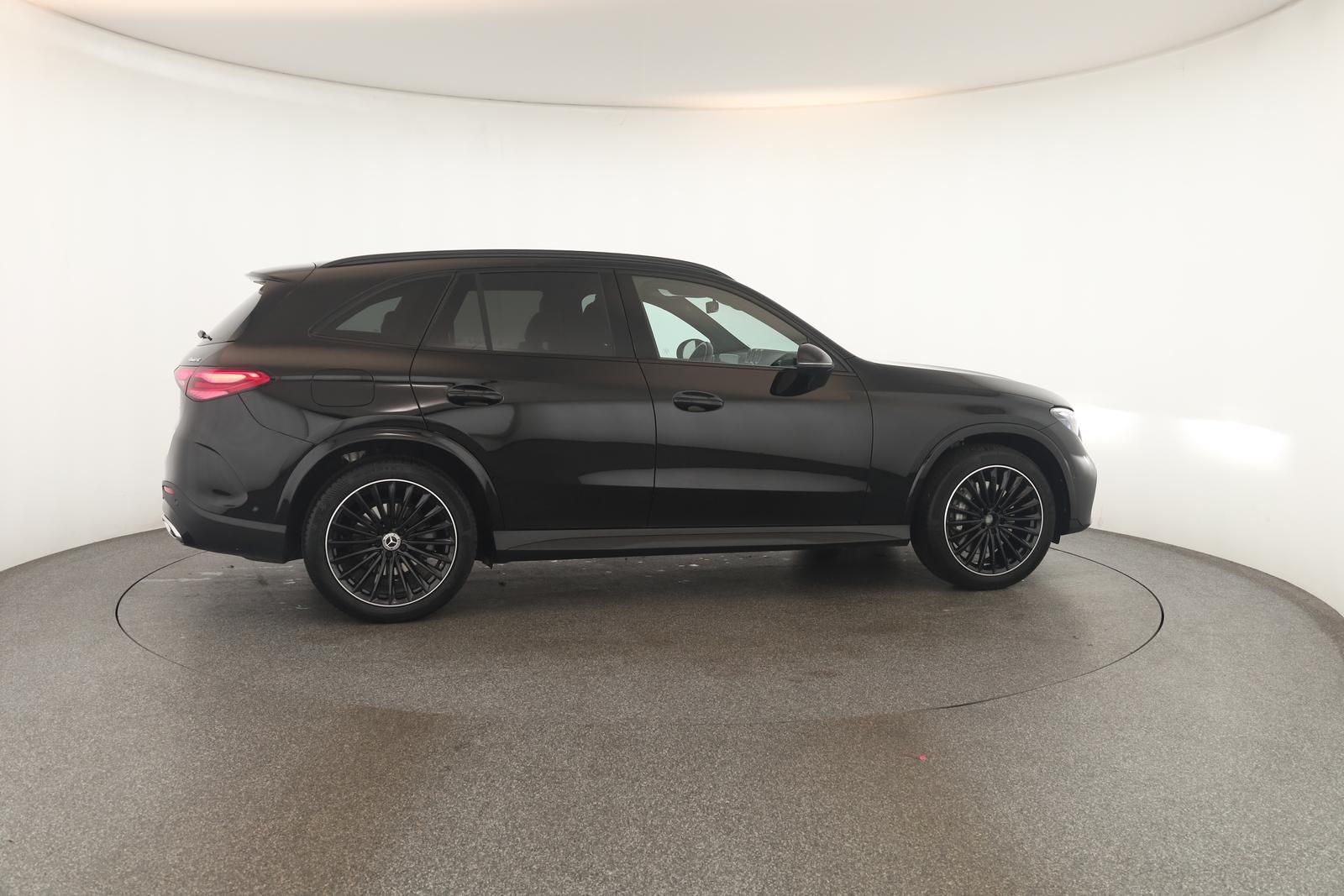 Mercedes-Benz GLC 300 d 4M AMG Advanced Night DIGITAL Pano AHK