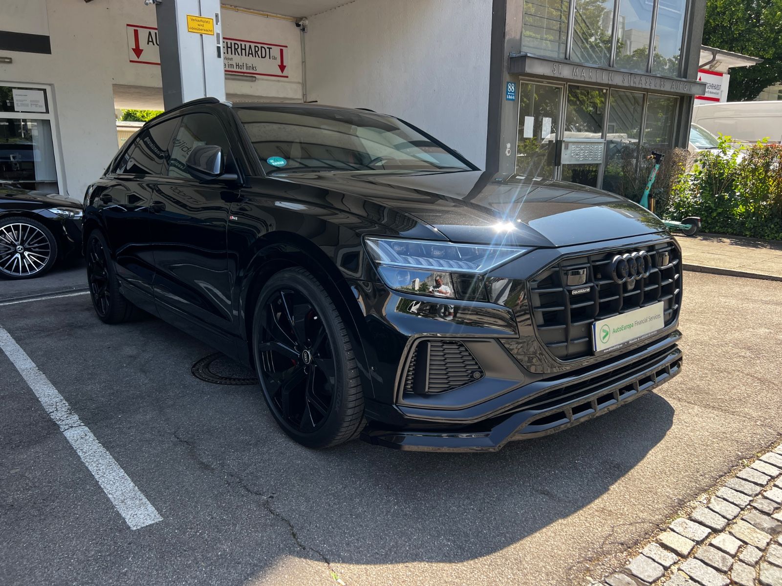 Audi Q8 50 TDI qu S Line Competition+ - Samsaru's Car Outlet