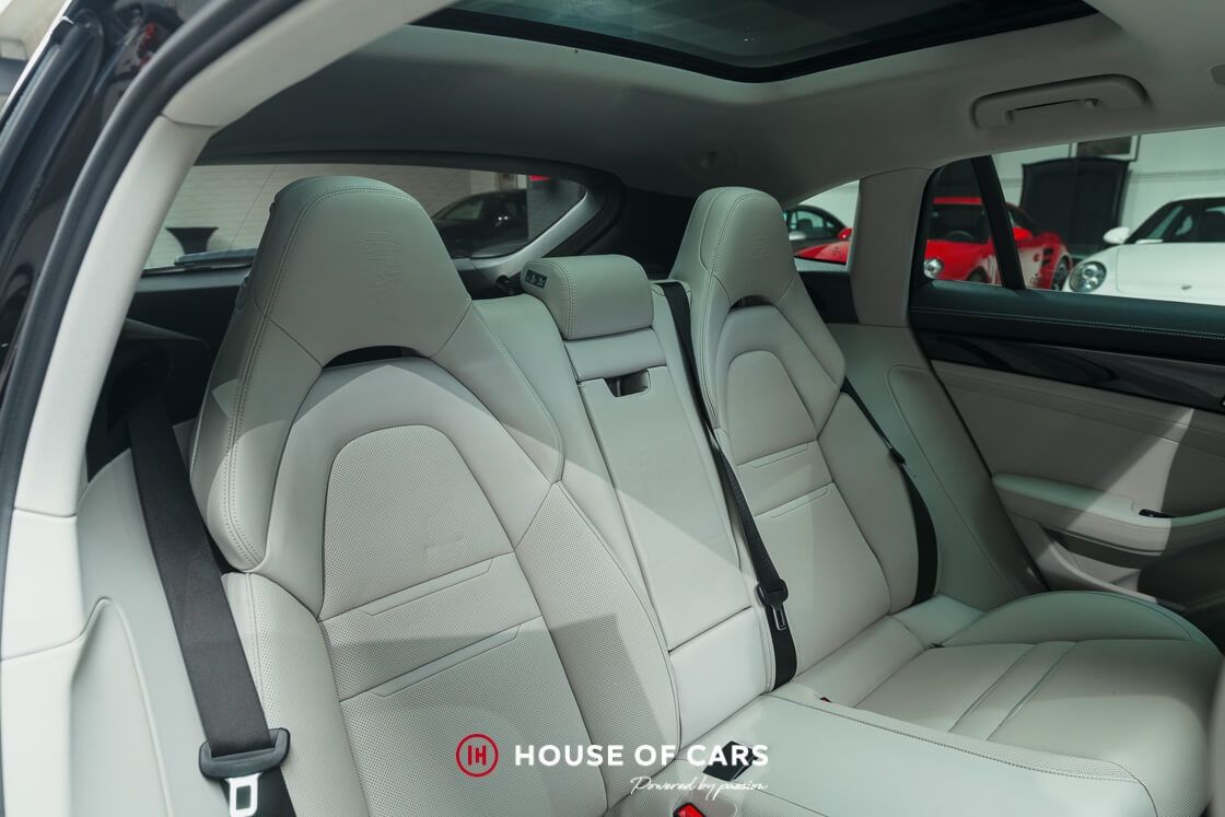Porsche PANAMERA 4 E-HYBRID ST BELGIAN - VAT - JUST SERV