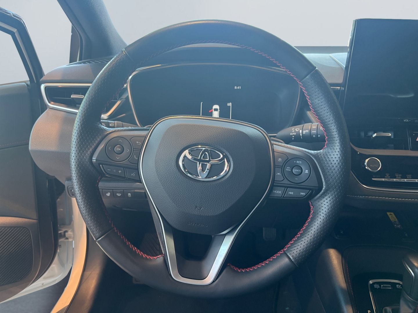 Toyota Corolla 2.0 Hybrid TS GR Sport - Samsaru's Car Outlet