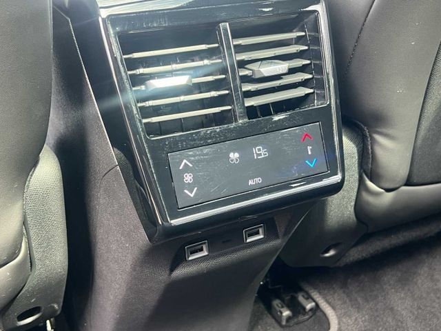 DS Automobiles DS 7 BlueHDI 130 Aut. OPERA LEDER Panoramadach
