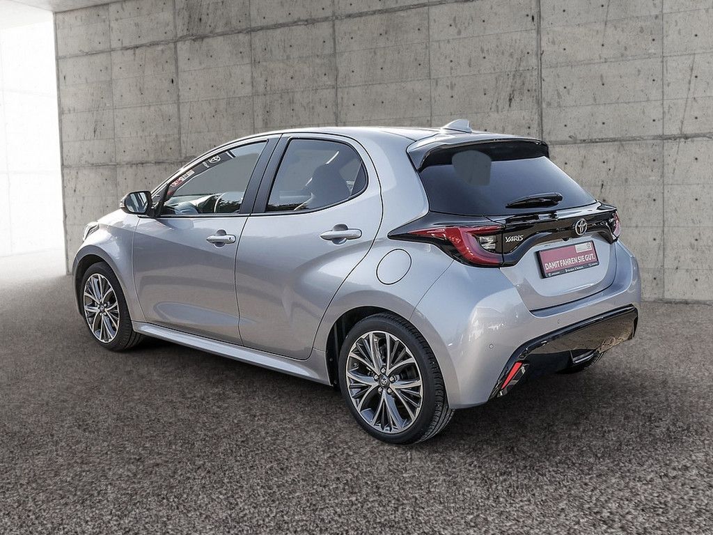 Toyota Yaris Hybrid Style KLIMA PDC SHZ KAMERA ACC LED