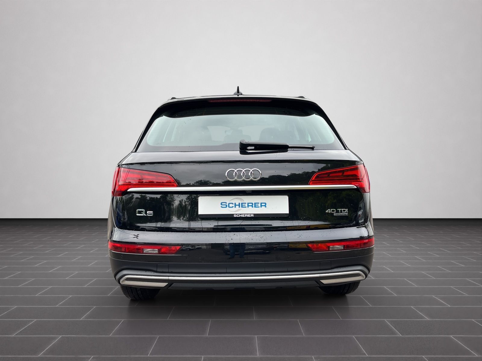 Audi Q5 40 TDI quattro - Samsaru's Car Outlet