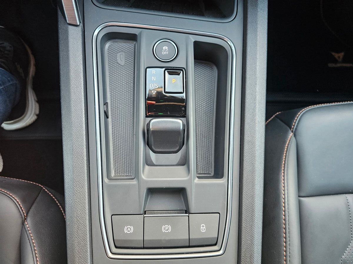 Cupra Formentor 2.0 TSI VZ 4Drive *AHK*Kamera*Brembo