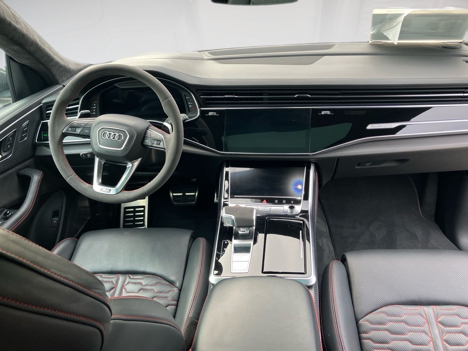 Audi RS Q8 600PS QUATTRO AHK.PANO.STANDHZG.B&O.360°KA