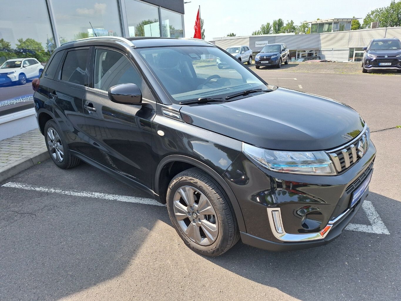 Suzuki Vitara 1.4 Mild-Hybrid Comfort - Samsaru's Car Outlet