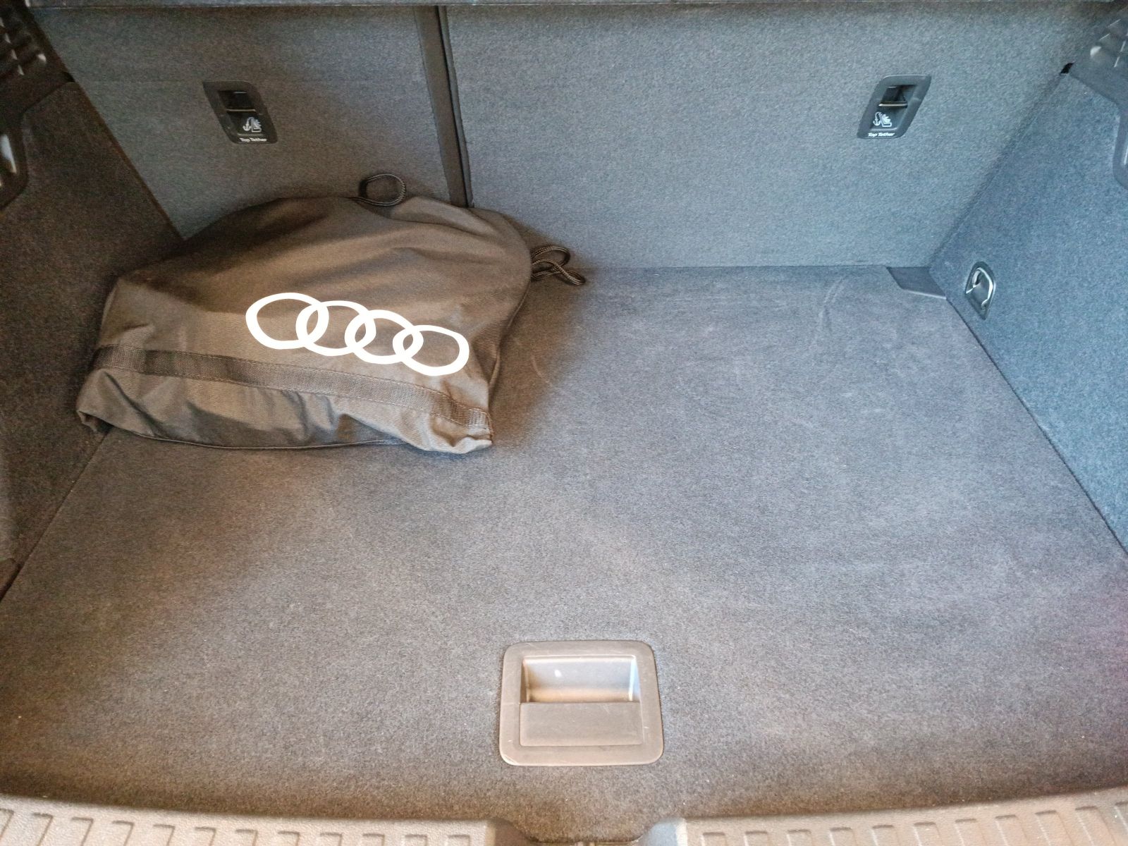 Audi A3 Sportback 40 TFSI e S tronic Smart.Int*SHZ*GR