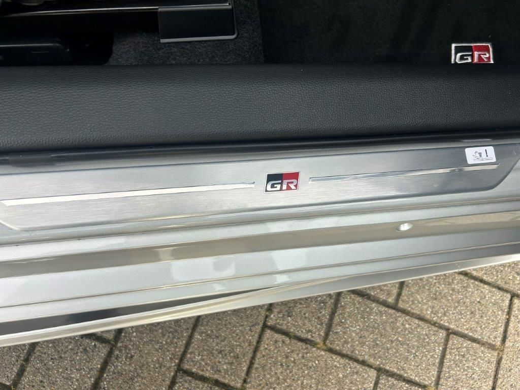 Toyota Corolla 2,0l GR Sport Hybrid TS ACC LED SHZ RFK