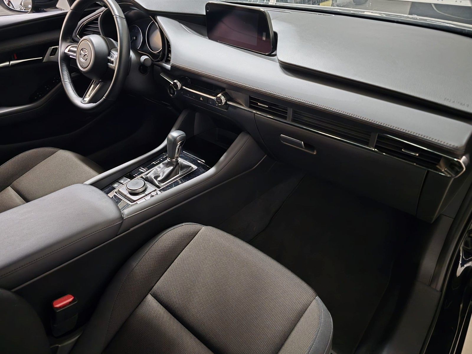 Mazda 3 Lim. 4-trg. Selection *HUD*NAV*BOSE*360°