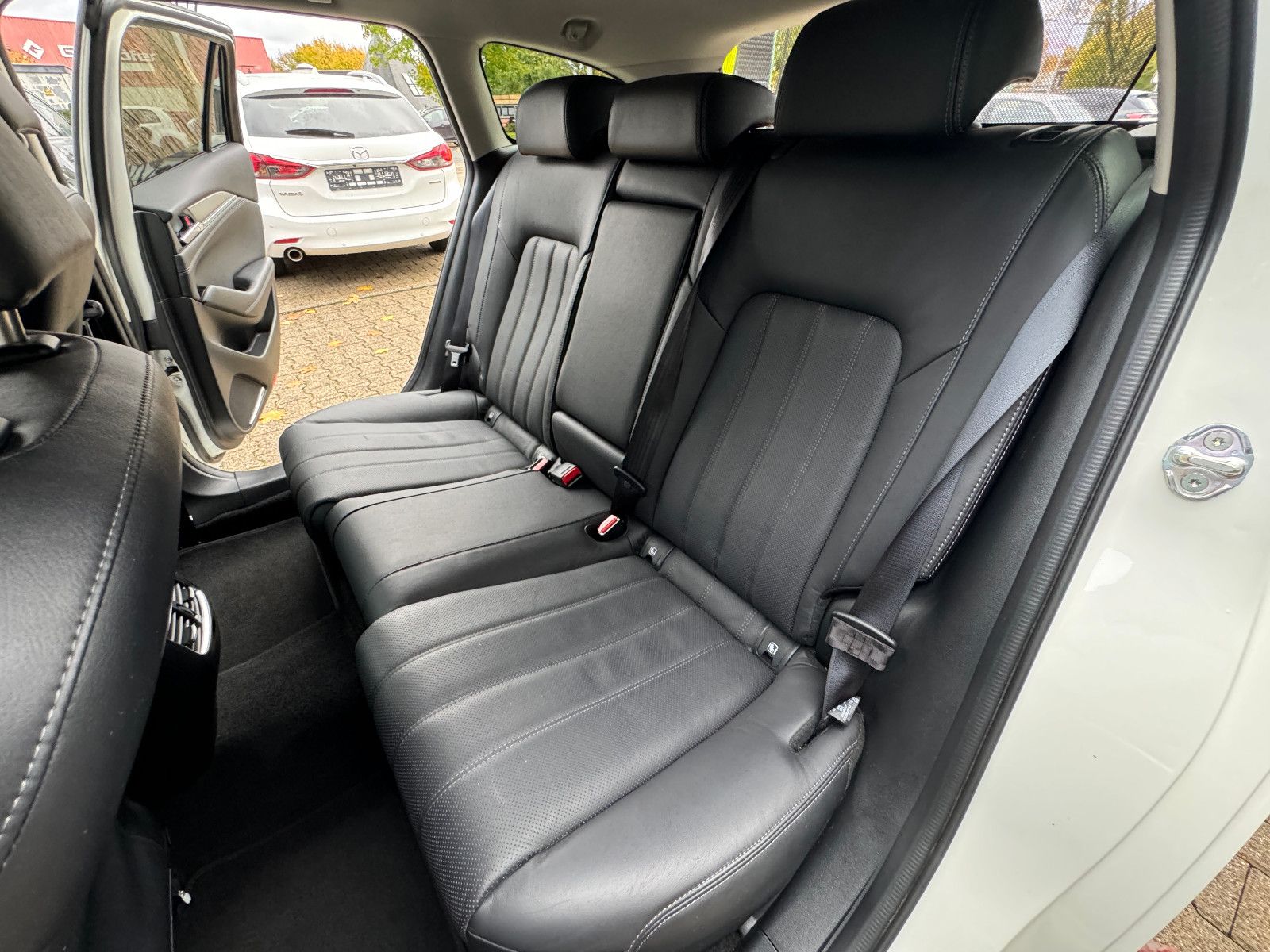 Mazda 6 Kombi Exclusive-Line *165PS *Leder *Bose *360°