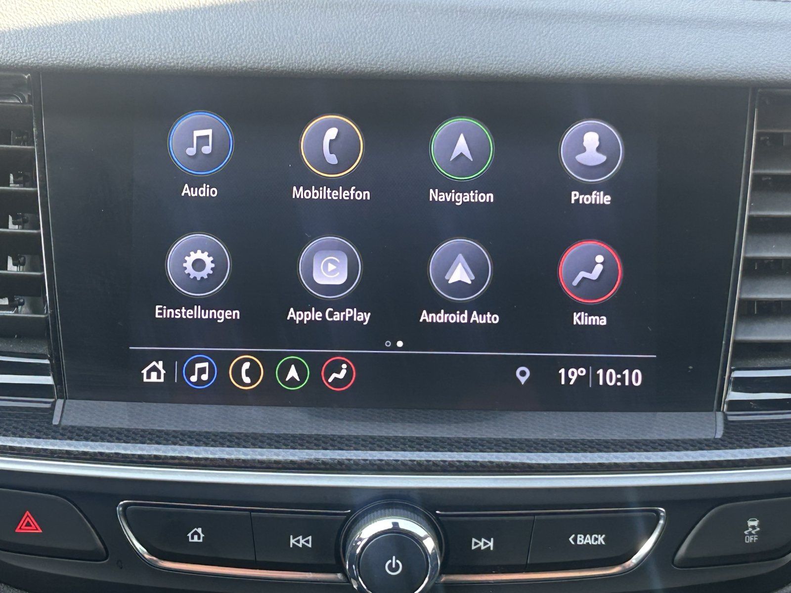 Opel Insignia 2.0 CDTI Business - Samsaru's Car Outlet