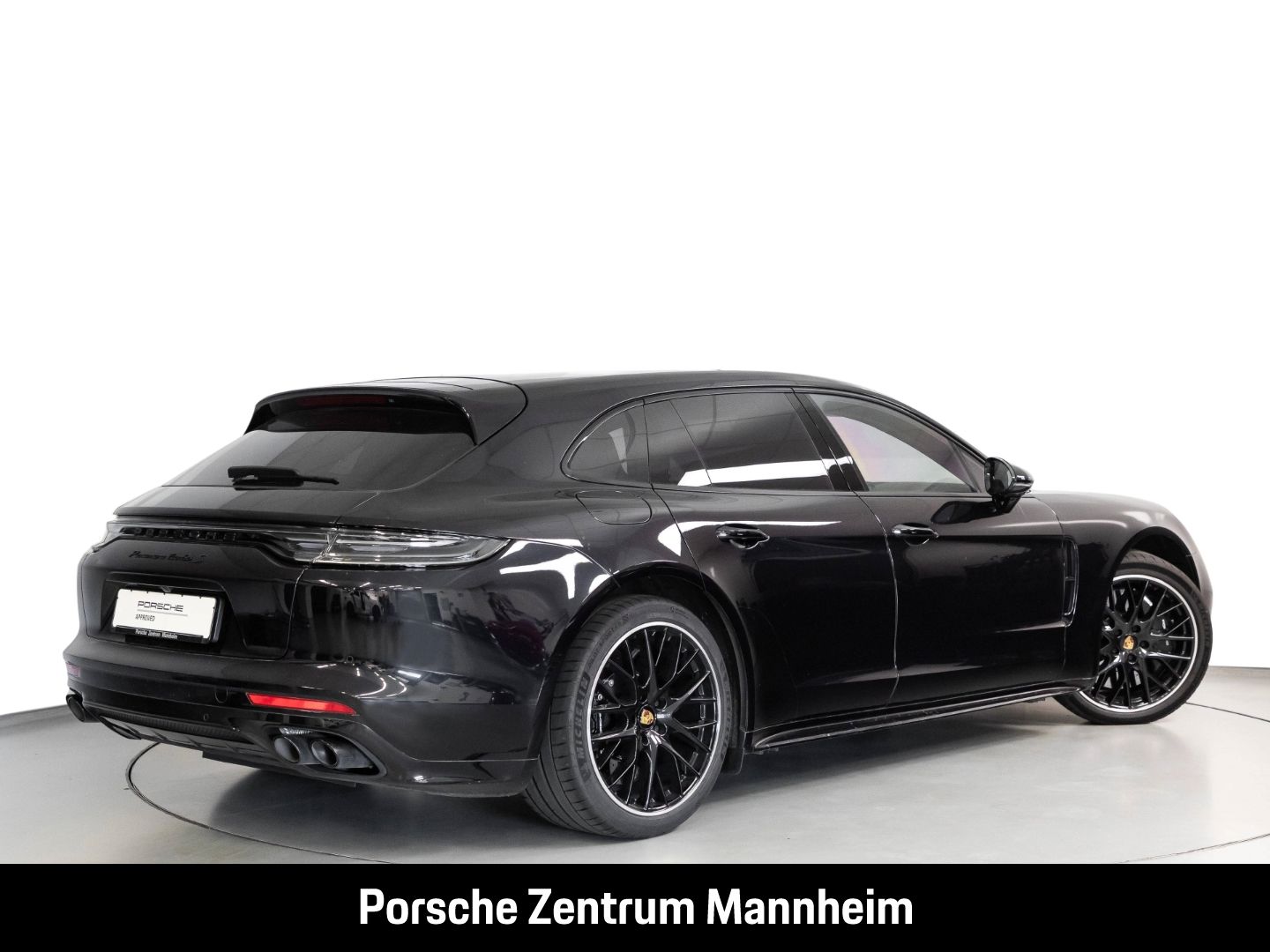 Porsche Panamera Turbo S Sport Turismo SportDesign 18-We