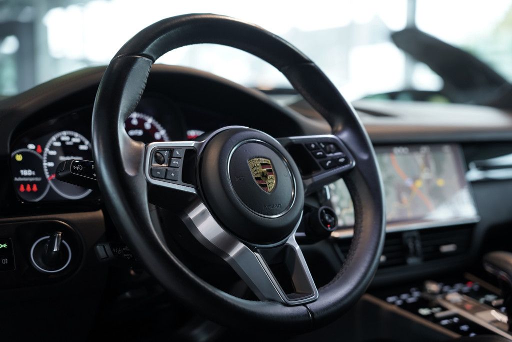 Porsche Cayenne GTS Coupé *1.H *22 *Chrono *BOSE *