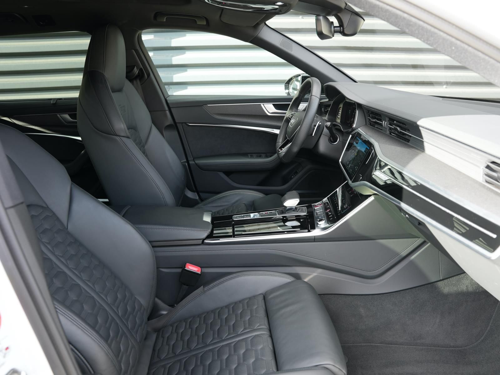 Audi RS6 Avant quattro Sportabgas Standheizung FLA HU