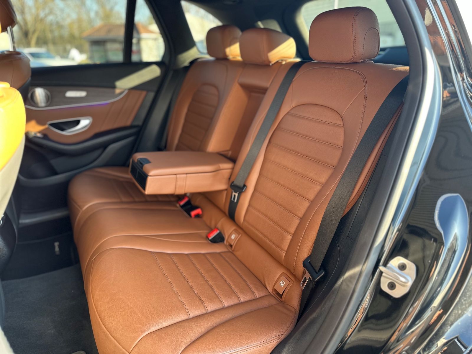 Mercedes-Benz GLC 300 d AMG 4M - Samsaru's Car Outlet