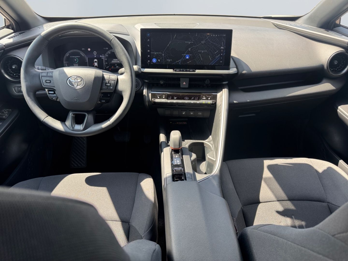 Toyota C-HR 2.0 Hybrid Black&White Team *Technik Paket*