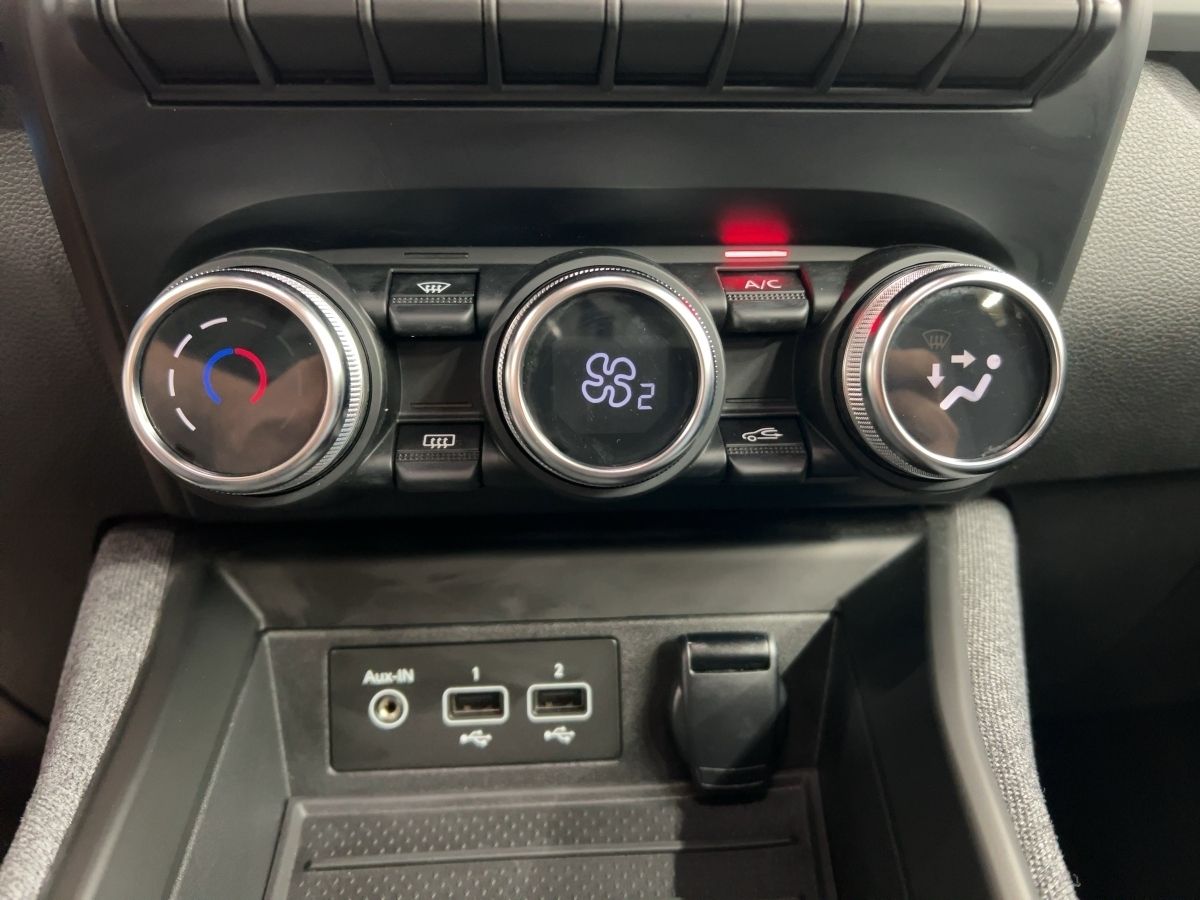 Renault ZOE EXPERIENCE R135 50kWh - Samsaru's Car Outlet