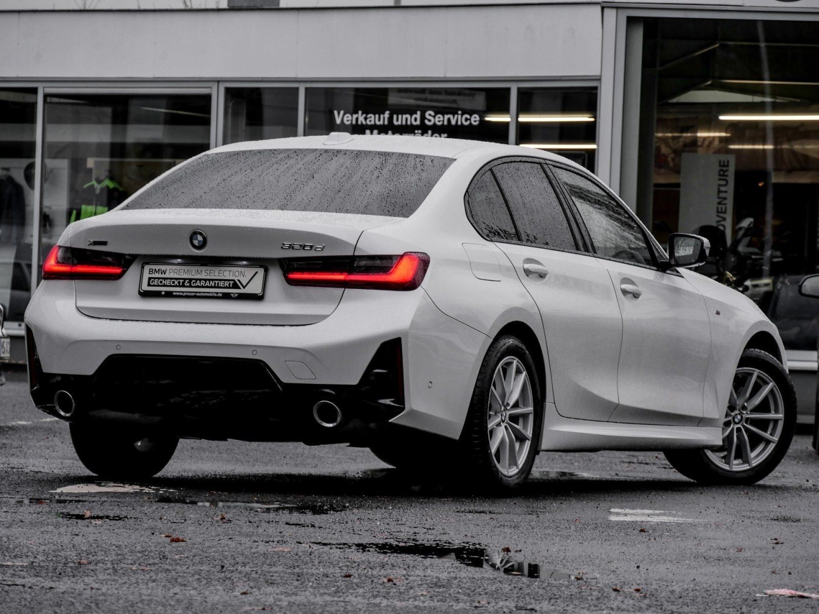 BMW 320d xDrive M SPORT+ACC+WIDESCREEN+KEYLESS+MEMOR