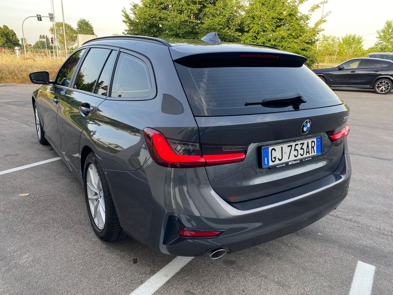 BMW 316d Touring Business Advantage - Samsaru's Car Outlet