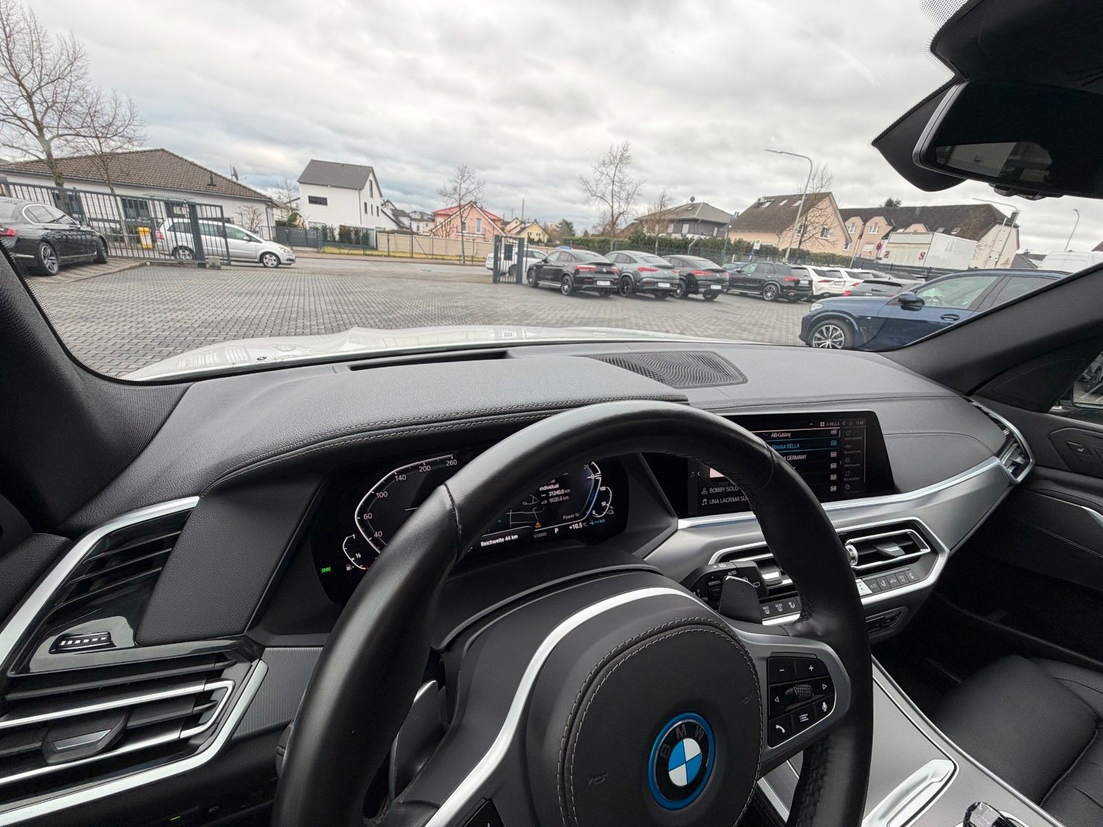 BMW X5xDrive*45e*MSPORT*INDIVIDUAL*360°ACC*HUD*LASER