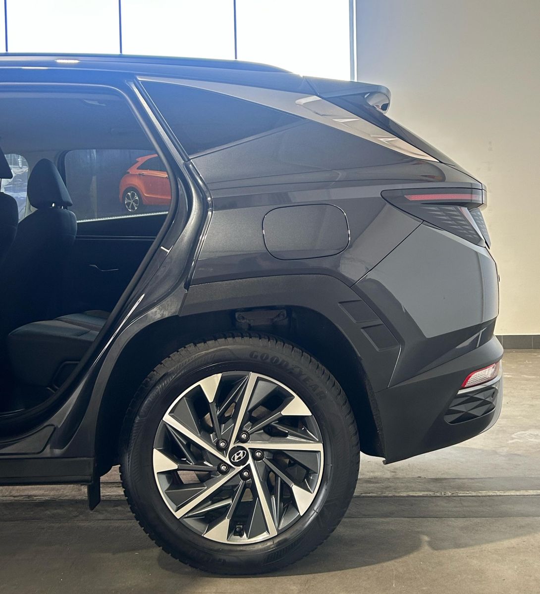 Hyundai Tucson Trend 1.6 T-GDI - Samsaru's Car Outlet