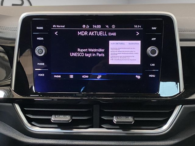 Volkswagen T-Roc 1.5 TSI DSG R-Line - Samsaru's Car Outlet