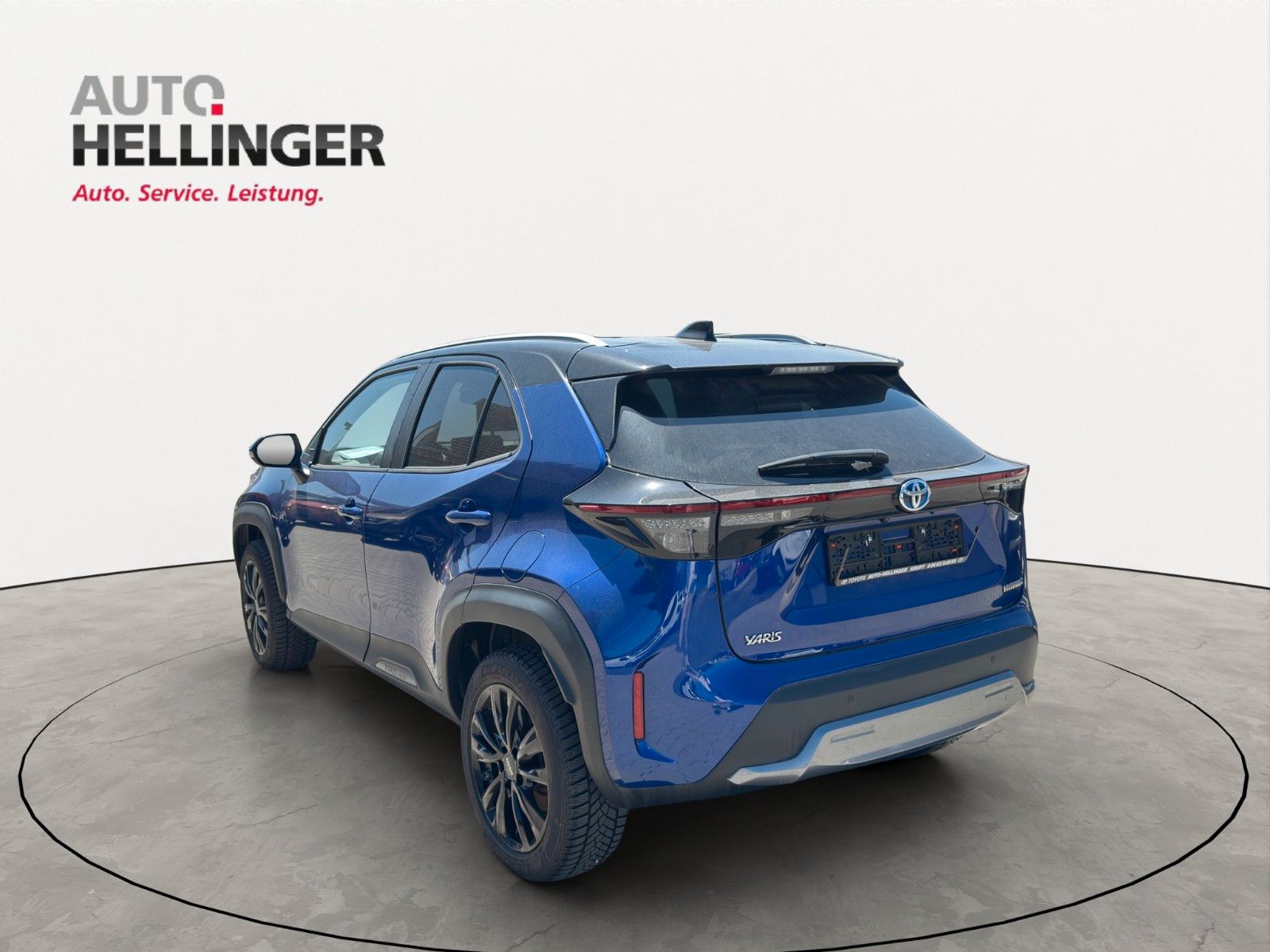 Toyota Yaris Cross Hybrid FWD Adventure