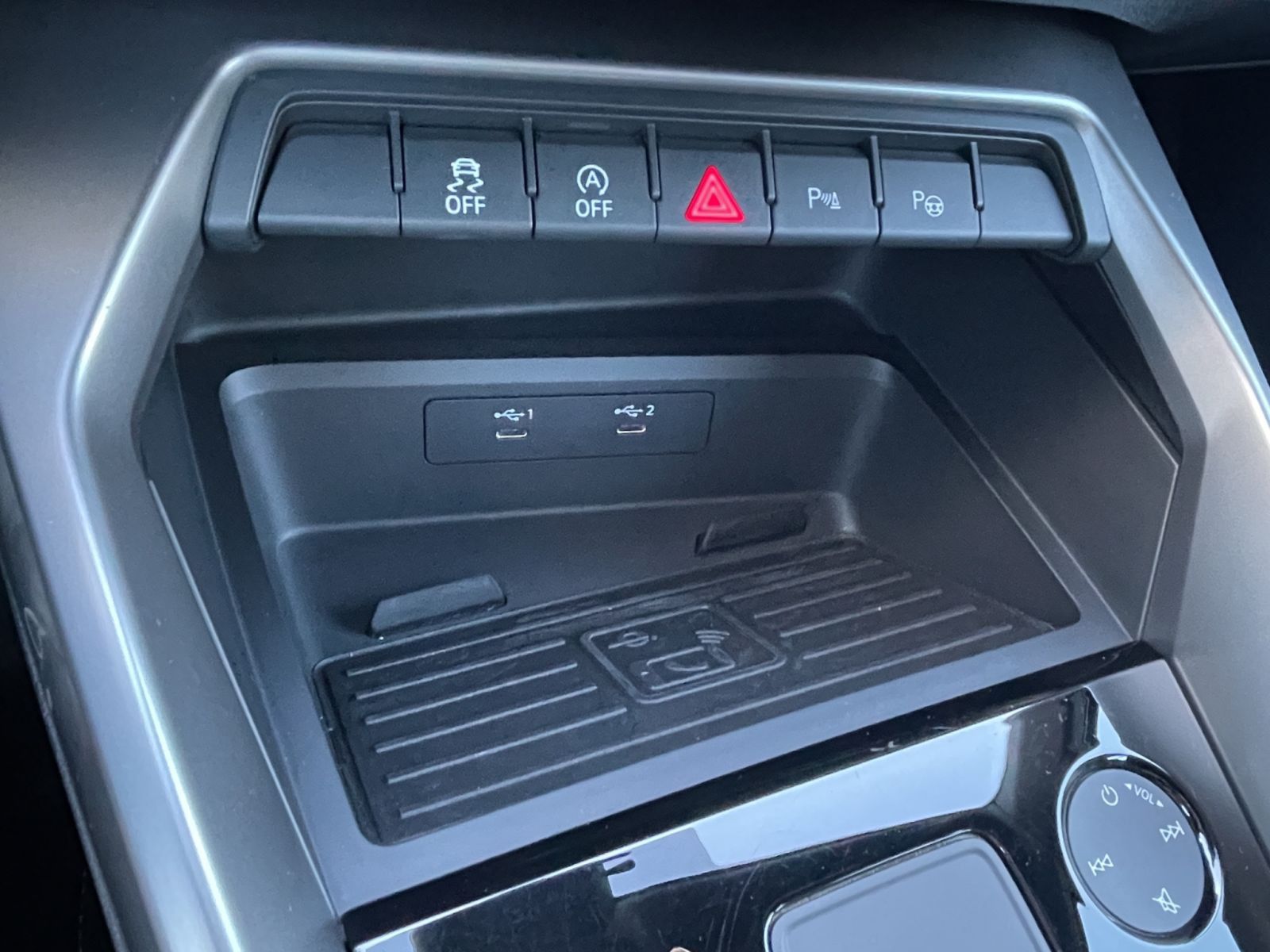 Audi A3 Sportback 30 TFSI LED Navi PDC+ Teilleder