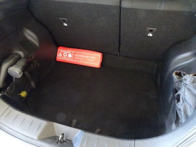 Nissan Leaf N-Connecta - Samsaru's Car Outlet
