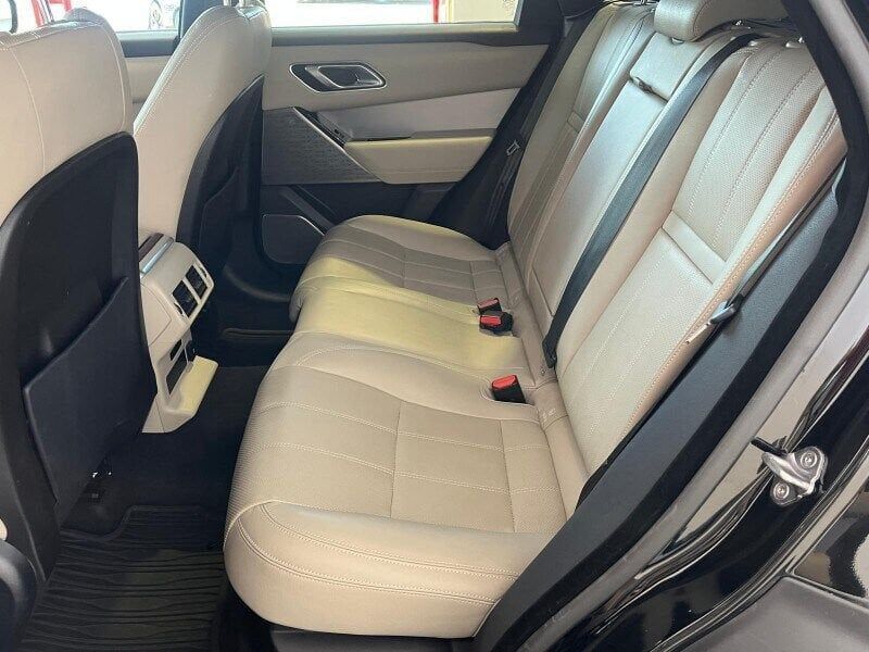 Range Rover Velar 2 - Samsaru's Car Outlet