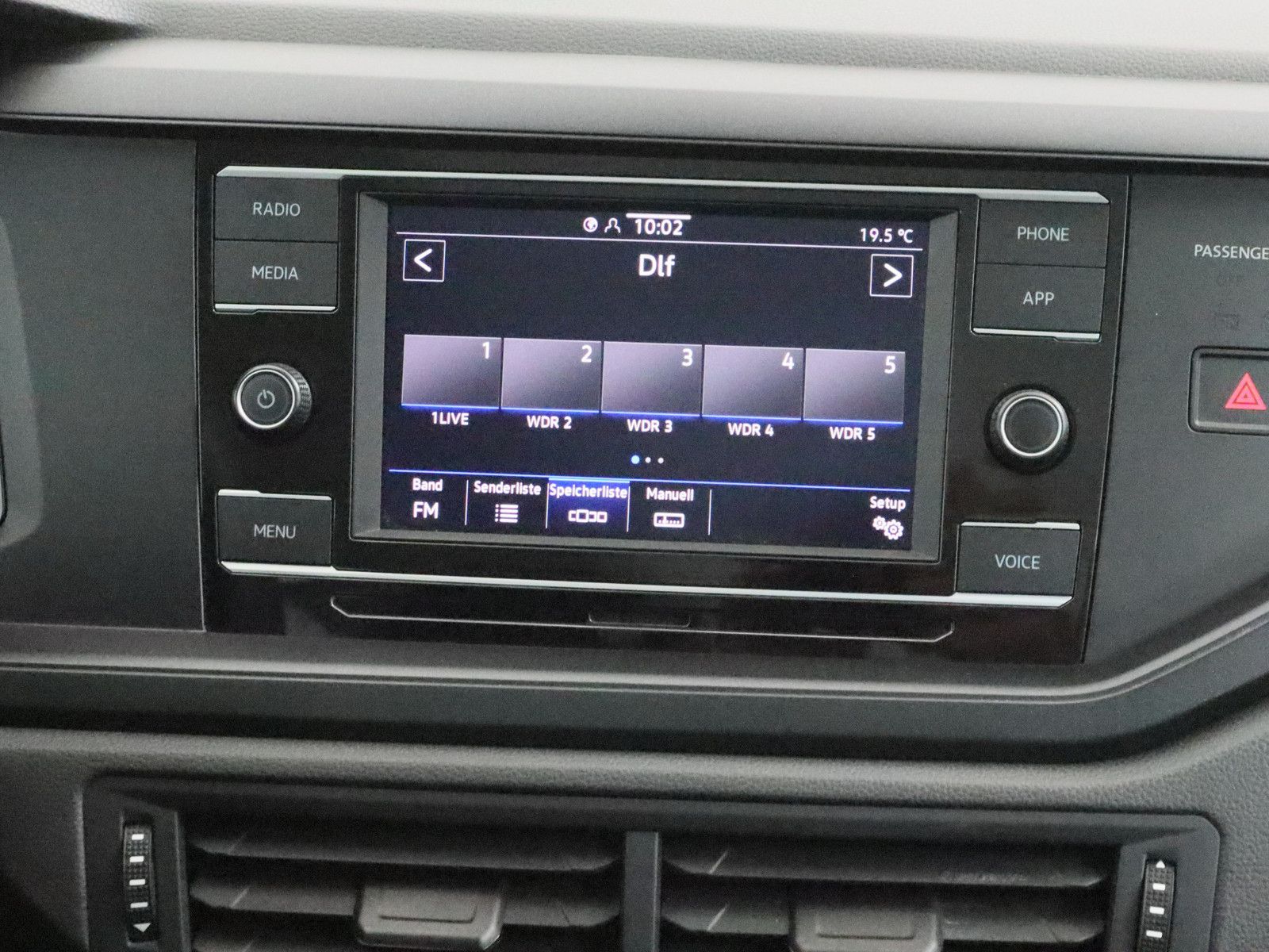 Volkswagen Taigo 1.0 TSI - Samsaru's Car Outlet