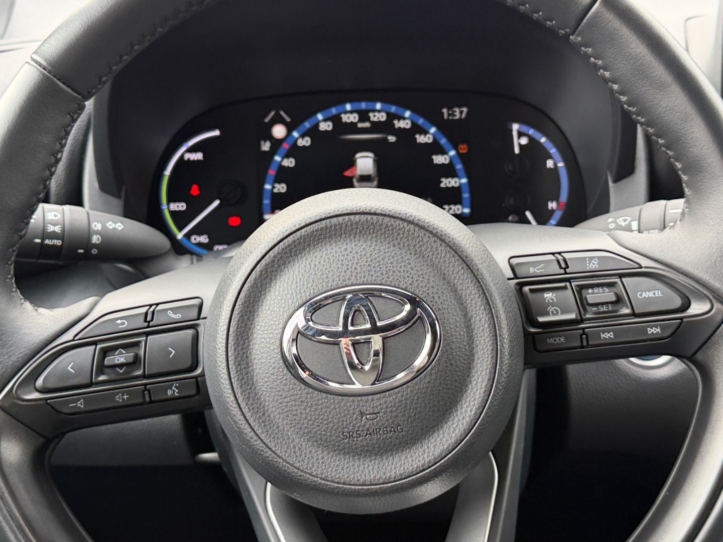 Toyota Yaris Cross Hybrid 1.5 Team Deutschland *Winter