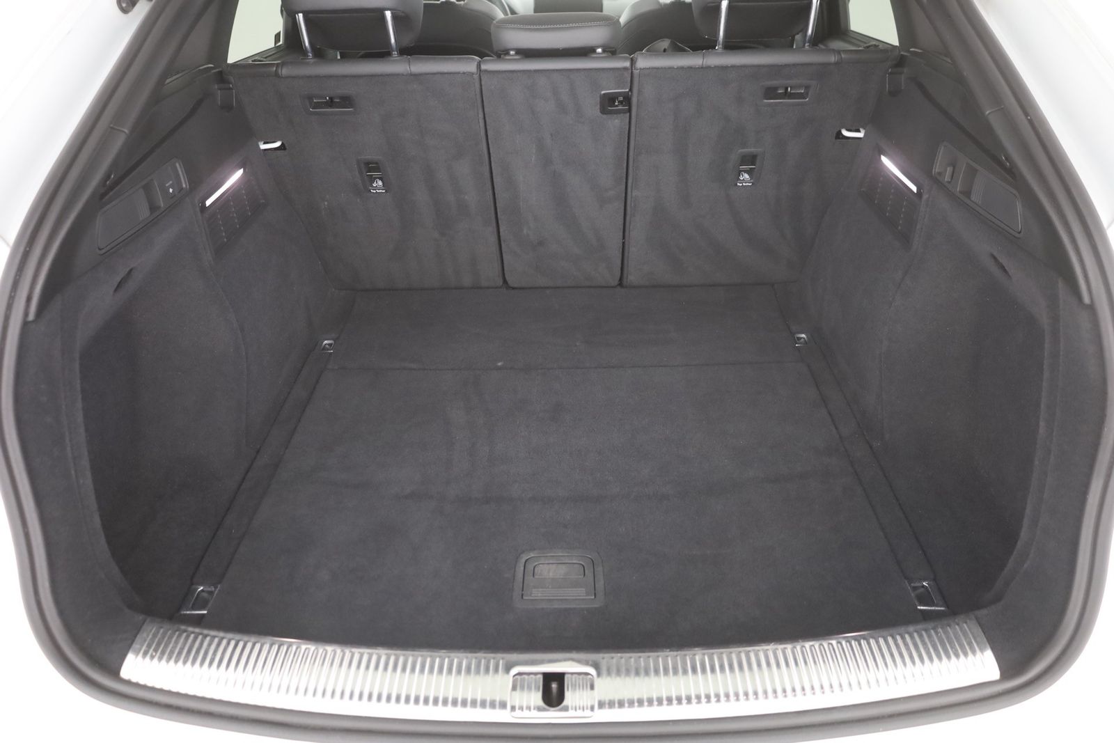 Audi Q5 Sportback S-Line 45 TFSI quattro s-tronic - Samsaru's Car Outlet