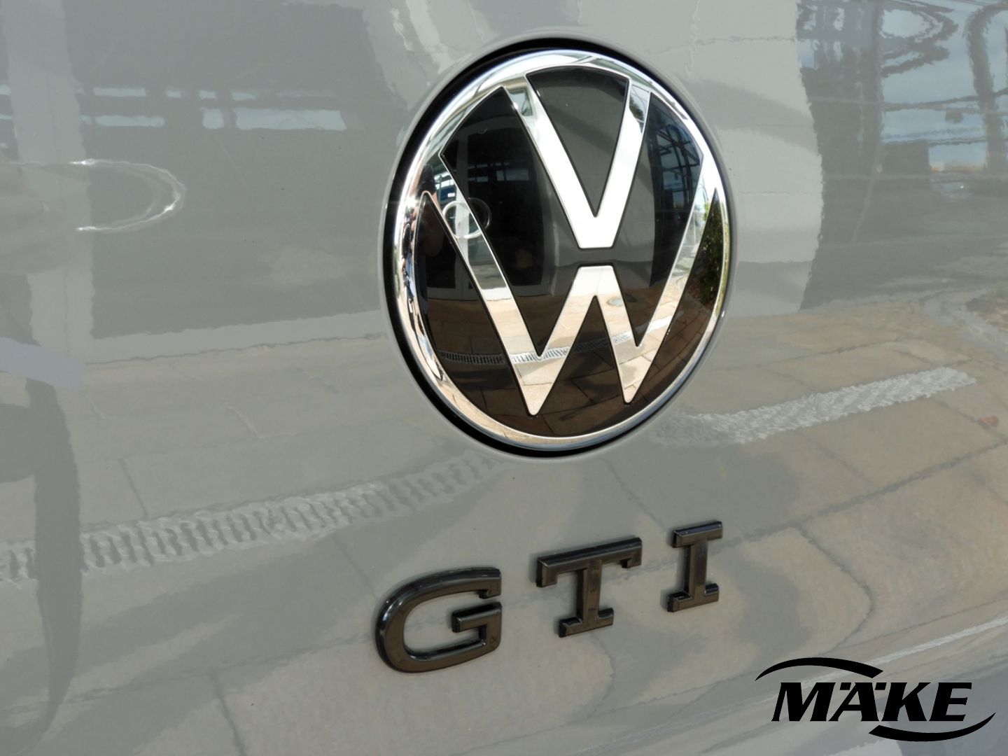Volkswagen Golf GTI 2.0 TSI DSG BLACK - Samsaru's Car Outlet