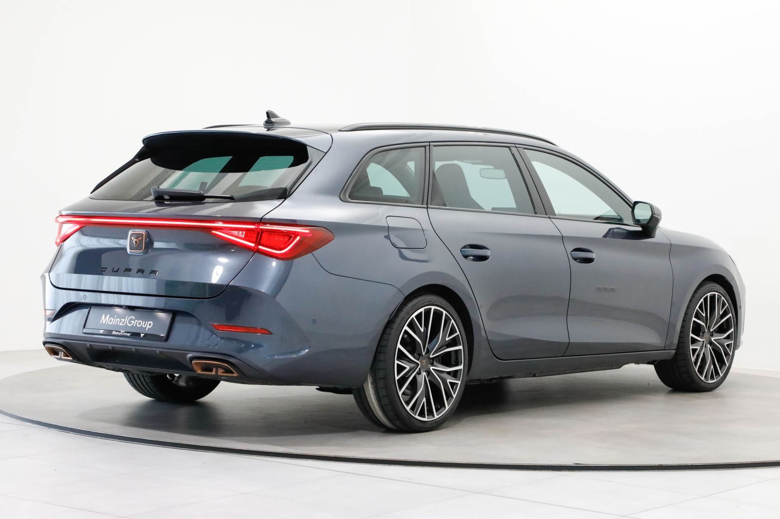 Seat Leon ST 1.4 eTSI DSG VZ AHK SHZ ACC Kam. Beats