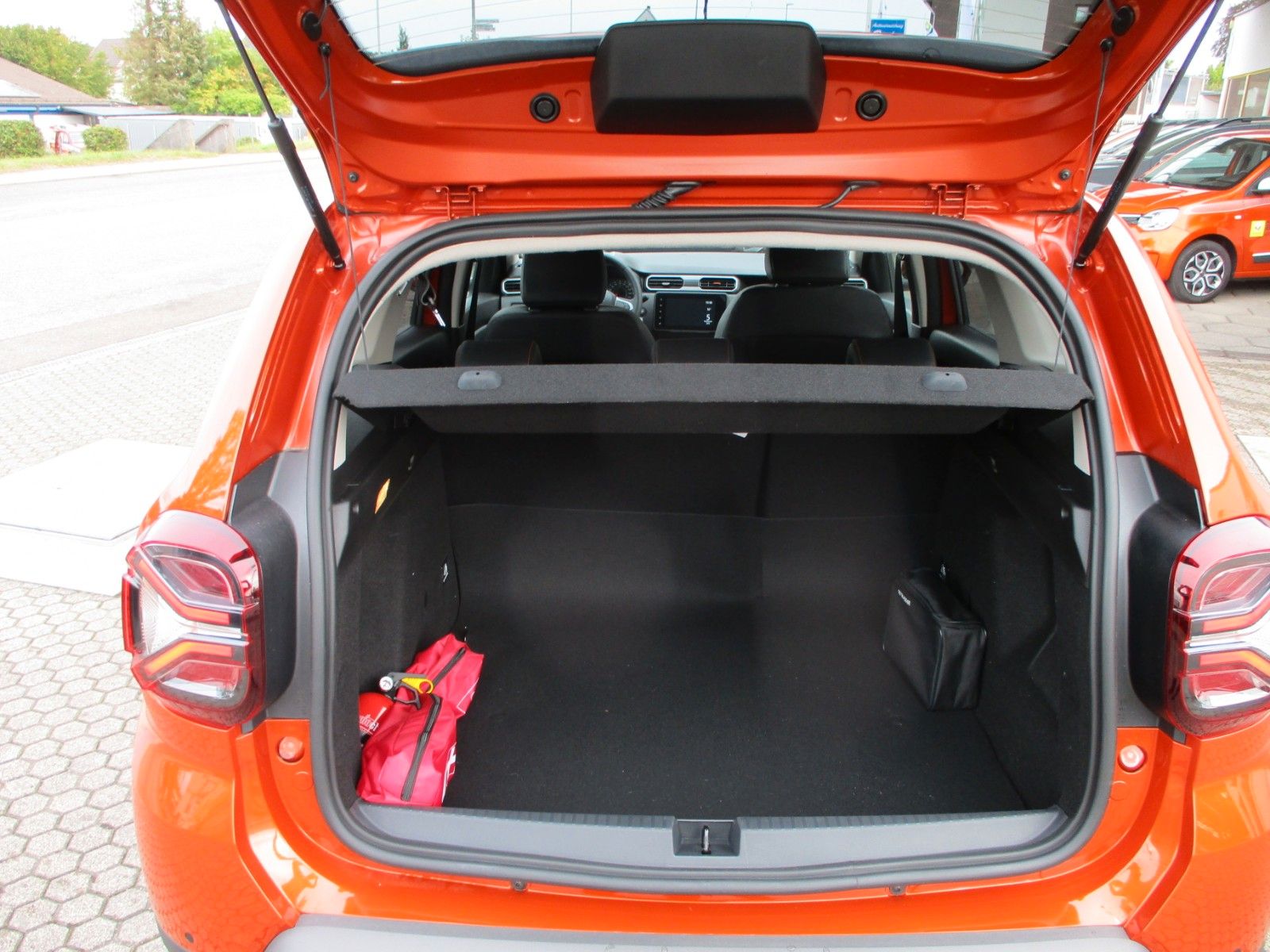 Dacia Duster Extreme TCe 150 EDC - Samsaru's Car Outlet
